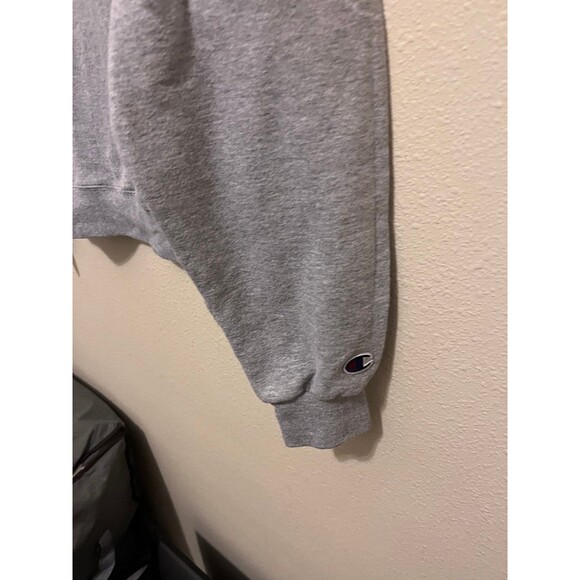 Champion Sweatshirt - Picture 3 of 4